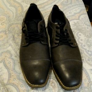 Sonoma good life + vitalize by ortholite Dress shoes 8.5 med men's.